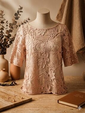 NWT Zara Dusty Pink Floral Lace Blouse